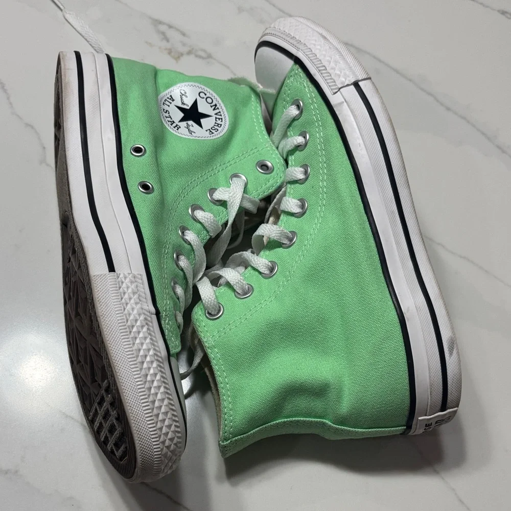 Converse High-Top Sneakers - Light Green
